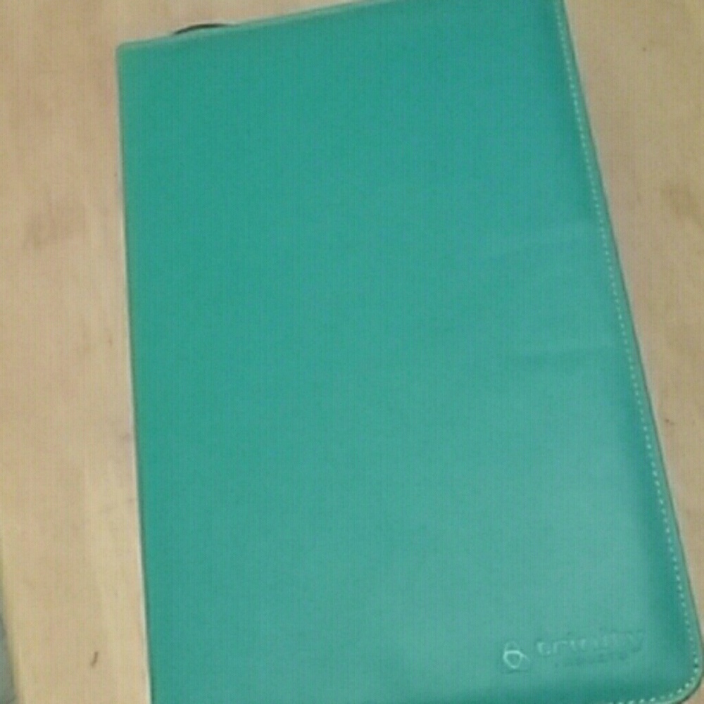 Keyboard USB Tablet Case - Picture 2 of 4